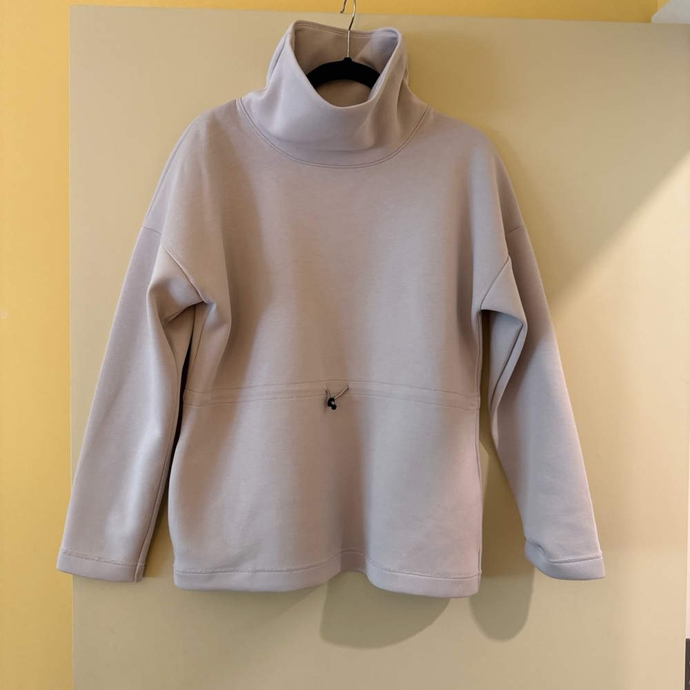 Nike Women's Oversized Beige Turtleneck Pullover Sweater